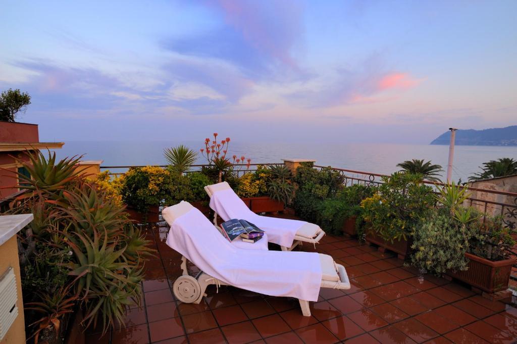 Le Terrazze Aparthotel Alassio Exterior photo