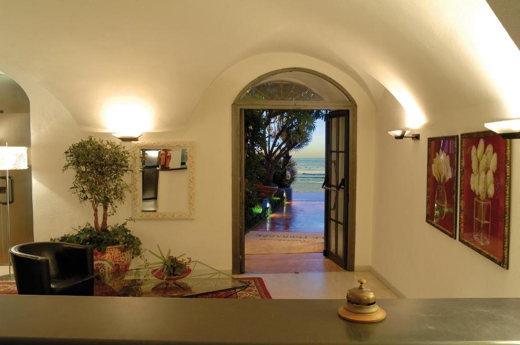 Le Terrazze Aparthotel Alassio Exterior photo